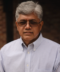 Rogelio Molina, VP - Loan Officer